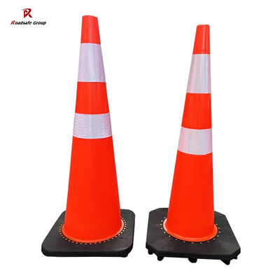 quality PVC تحذير السلامة على الطرق مخروطات المرور مخروطات السلامة العاكسة أسود القاعدة 36 بوصة factory